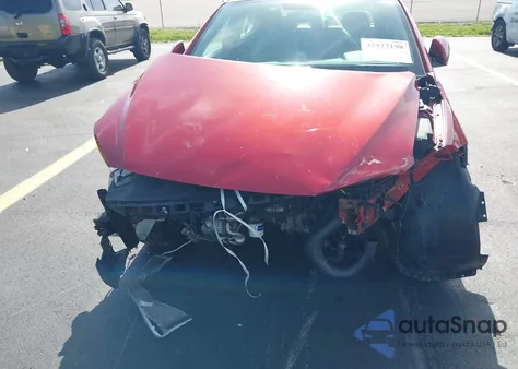 2017 Hyundai Elantra Limited z USA, uszkodzony, nr VIN 5NPD84LF9HH037113